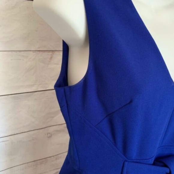 Vince Camuto Sleeveless Crepe Scuba Dress Damage - Picture 4 of 8